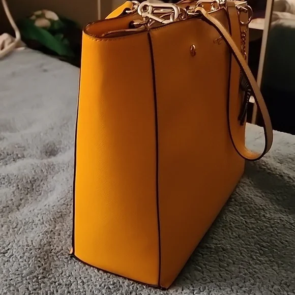 NWT- Karl Lagerfeld Paris- Women's Mango Handbag - Picture 5 of 15